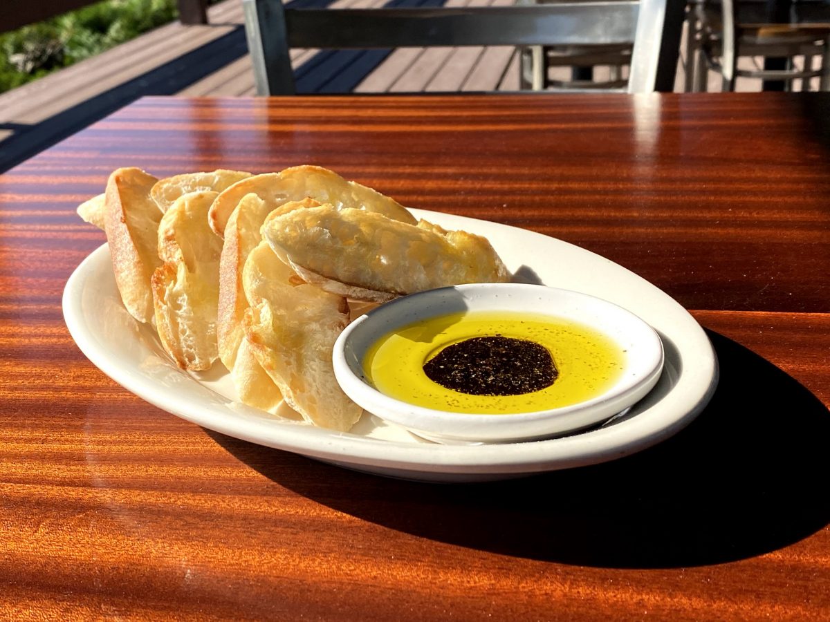 baguette and oil