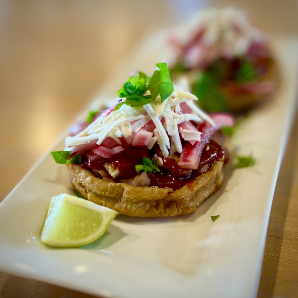 adobo chicken sopes